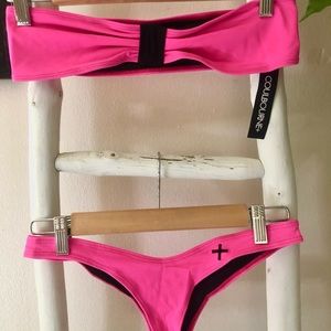 Coulbourne bikini set